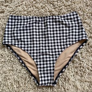 High Waisted Old Navy Swim Bottoms 🖤